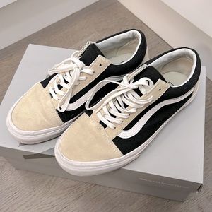 Vans Beige / Black Old Skool